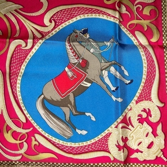 Hermes 100% Silk Scarf “LA PRESENTATIONS” Purple Knight Carriage Carre 90 - Picture 10 of 15